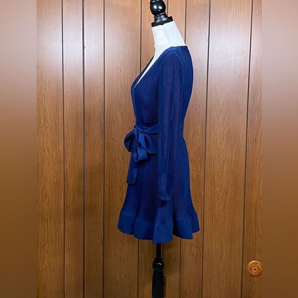 MILLY Liv Belted Pleated Dress size 2 - Picture 11 of 13